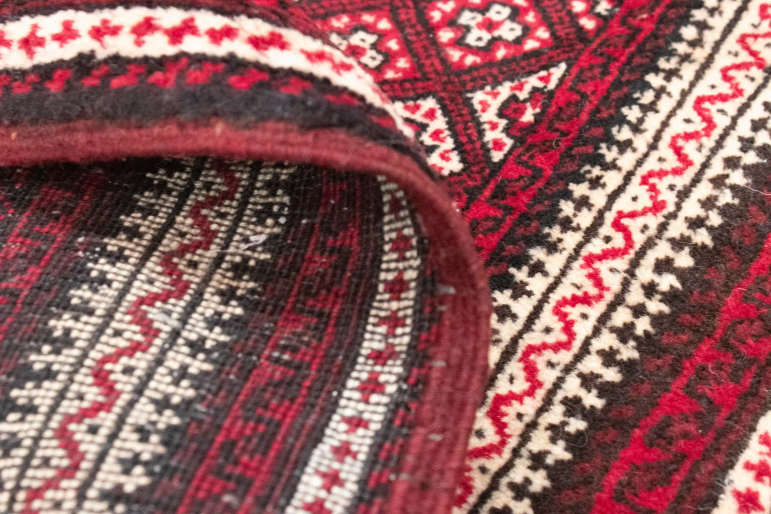 Belutsch Teppich 84 x 70 cm - rot - Image 4