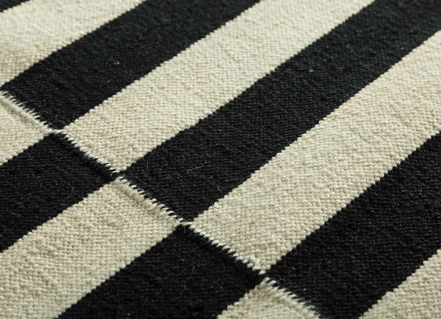 Designer Teppich - 360 x 270 cm - mehrfarbig - Image 4