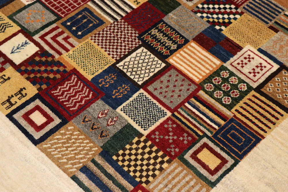 Gabbeh Teppich - Loribaft Indus - 197 x 142 cm - mehrfarbig - Image 4